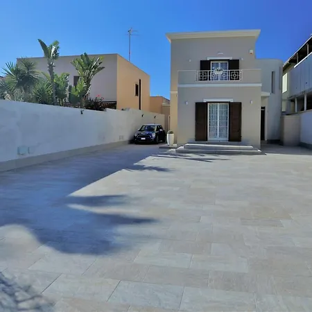 Villa Ivanda Beach - Xenia Sicily *